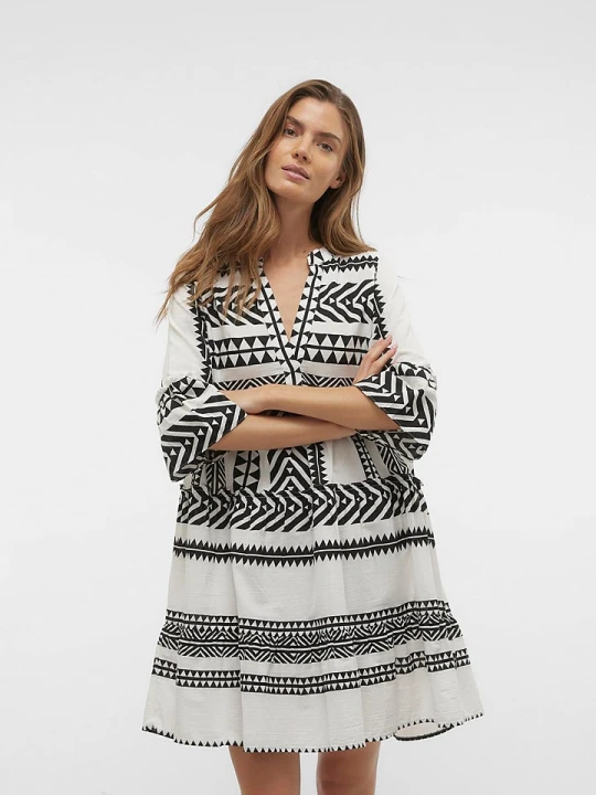 Zdjęcie produktu Vero Moda Sukienka w kolorze biało-czarnym rozmiar: M