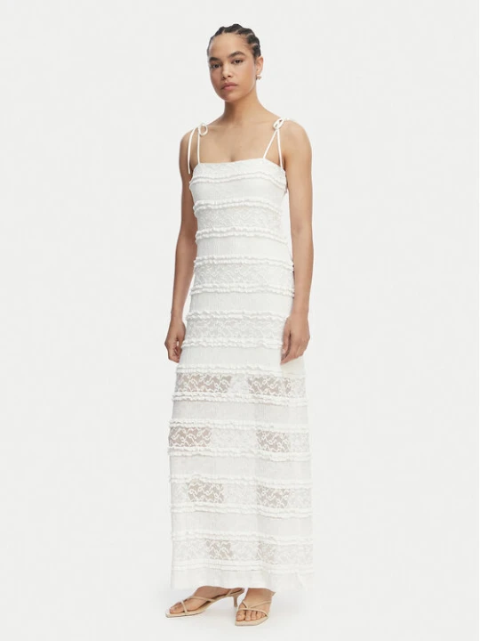 Zdjęcie produktu Vero Moda Sukienka wieczorowa Lucia 10348443 Kremowy Regular Fit