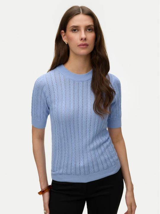 Zdjęcie produktu Vero Moda Sweter Morena 10321893 Błękitny Slim Fit Niebieski jasny