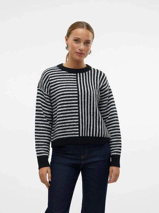 Zdjęcie produktu Vero Moda Sweter w kolorze czarnym rozmiar: S