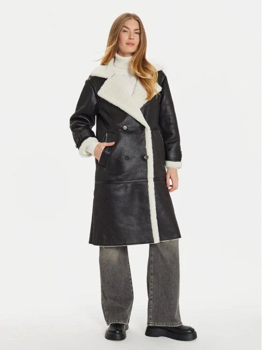 Zdjęcie produktu ViCOLO Kożuch TS0042 Czarny Regular Fit