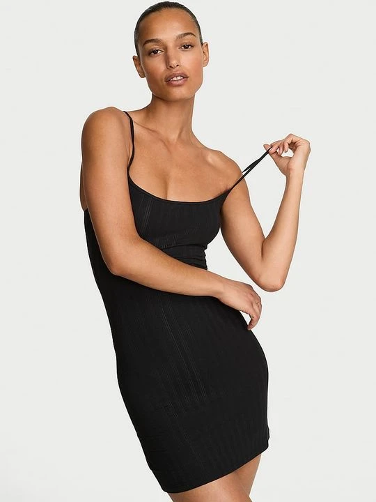 Zdjęcie produktu Victoria's Secret Koszulka nocna z modalu SoSoft Ultra-Fine Czarny