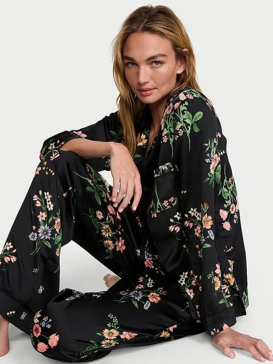 Zdjęcie produktu Victoria's Secret Piżama satynowa z długimi rękawami Signature