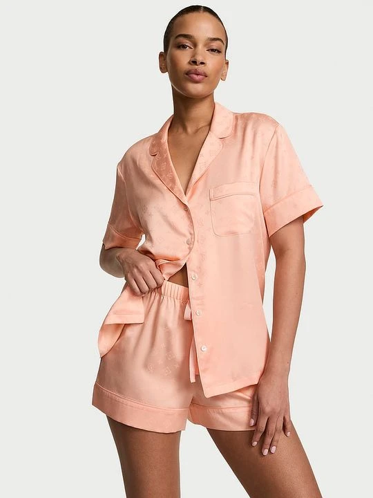 Zdjęcie produktu Victoria's Secret Piżama satynowa z szortami Signature Różowy