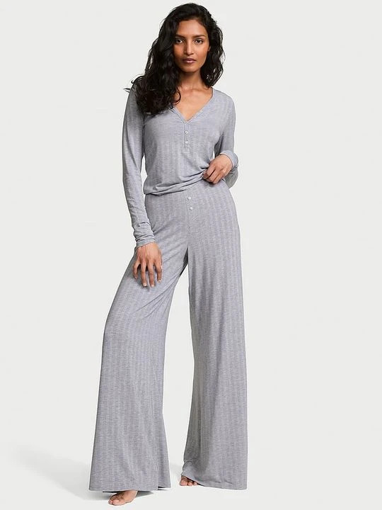 Zdjęcie produktu Victoria's Secret Piżama z modalu SoSoft Szary