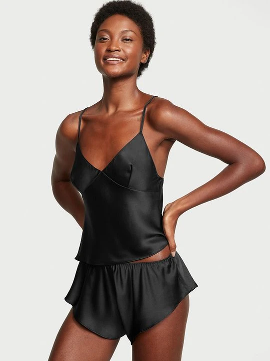 Zdjęcie produktu Victoria's Secret Satynowy zestaw do spania odsłaniający plecy Open-Back Cami Set Czarny