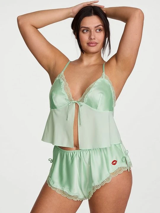 Zdjęcie produktu Victoria's Secret Zestaw satynowy do spania - top i szorty Tease Zielony