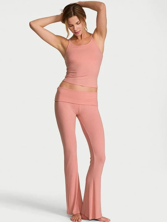 Zdjęcie produktu Victoria's Secret Zestaw z modalu - top i spodnie SoSoft Różowy