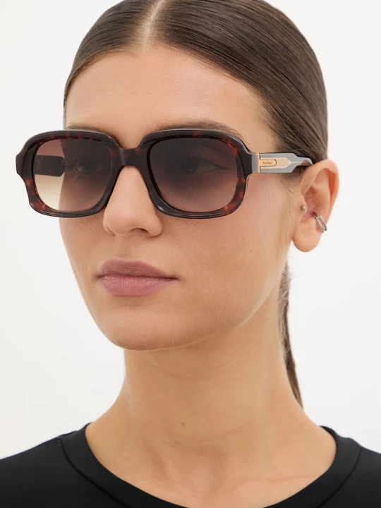 Zdjęcie produktu Vivienne Westwood okulary przeciwsłoneczne kwadratowe damskie czarny