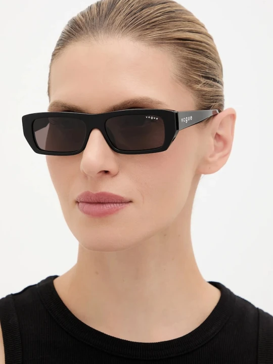 Zdjęcie produktu VOGUE okulary przeciwsłoneczne czarny