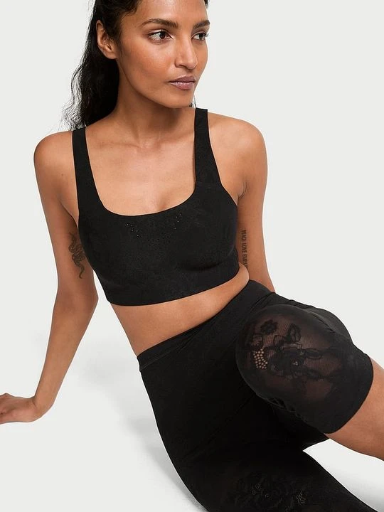 Zdjęcie produktu VSX Biustonosz sportowy koronkowy VSX Featherweight Victoria's Secret Czarny