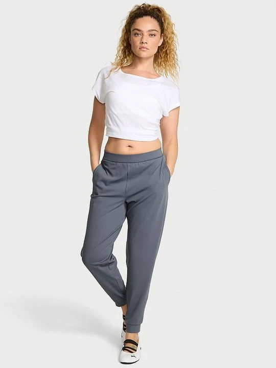 Zdjęcie produktu VSX Spodnie dresowe VSX Elevate Jogger Victoria's Secret Szary