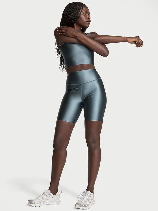 Zdjęcie produktu VSX Szorty sportowe z błyszczącego materiału VSX GlossyTech Victoria's Secret Szary