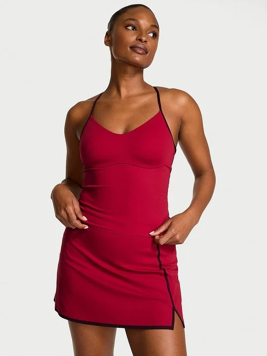 Zdjęcie produktu VSX Top sportowy VSX Elevate Tipped and Accented Victoria's Secret Czerwony