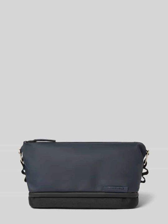 Zdjęcie produktu Wash bag z nadruk z logo model „Otaru” Rains Granatowy