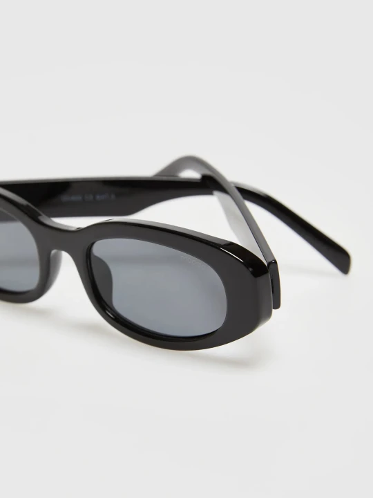 Zdjęcie produktu Wąskie czarne okulary Moodo