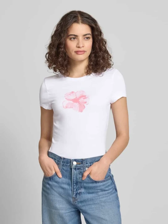 Zdjęcie produktu Wąsko skrojony T-shirt z mieszanki bawełny z kwiatowym printem REVIEW Biały