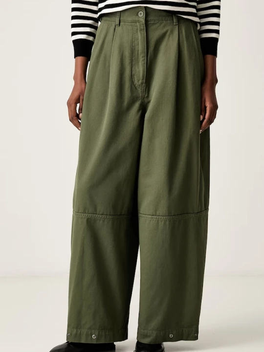 Zdjęcie produktu Weekend Max Mara spodnie damskie bawełniane WKDBACCA zielony
