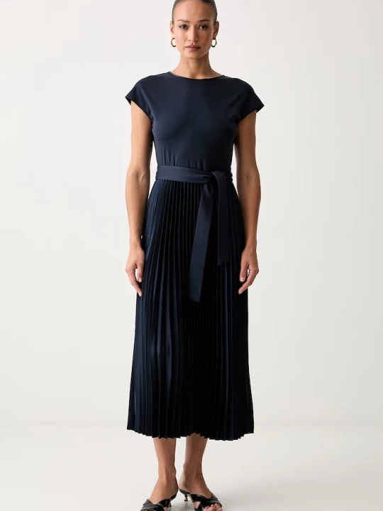 Zdjęcie produktu Weekend Max Mara sukienka rozkloszowana z lyocellem WKDGELA granatowy