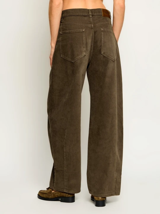 Zdjęcie produktu Weekend MaxMara Jeansy Wkdordine | Loose fit brązowy