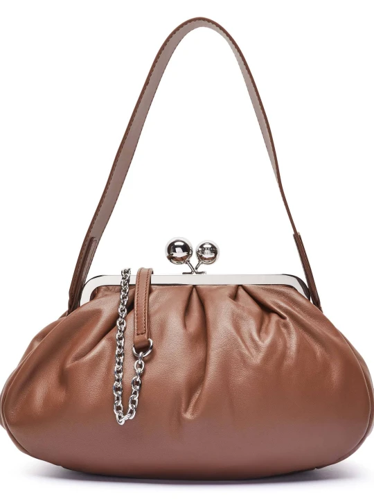 Zdjęcie produktu Weekend MaxMara Skórzana torebka na ramię Cubico Pasticcino brązowy