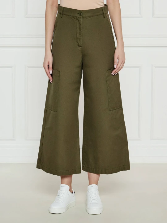 Zdjęcie produktu Weekend MaxMara Spodnie QUIZ | flare fit oliwkowy