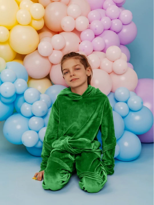 Zdjęcie produktu Welurowy dres dziecięcy WINKI - zielony  magmac 