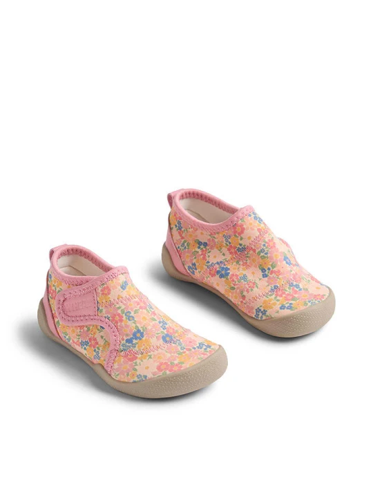 Zdjęcie produktu Wheat Buty kąpielowe "Shawn" w kolorze jasnoróżowym rozmiar: 30