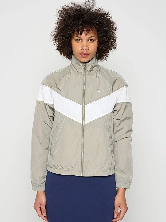 Zdjęcie produktu Wiatrówka Nike jasnoszary