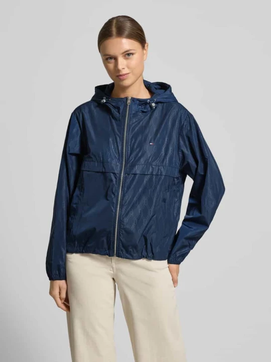 Zdjęcie produktu Wiatrówka o kroju regular fit z kapturem Tommy Hilfiger Granatowy