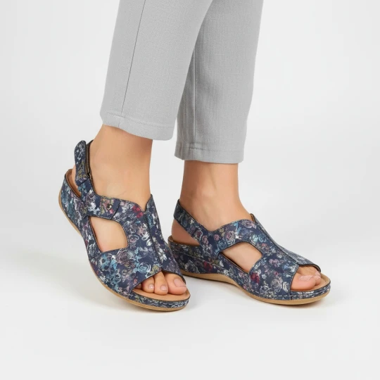 Zdjęcie produktu Wielokolorowe Sandały Pollonus Skórzane Buty