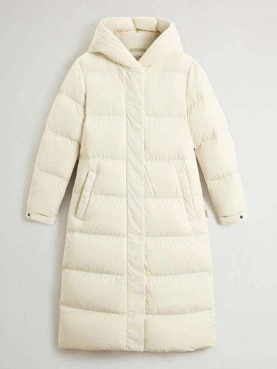 Zdjęcie produktu Woolrich Płaszcz puchowy "Cloud Madison" w kolorze kremowym rozmiar: XL