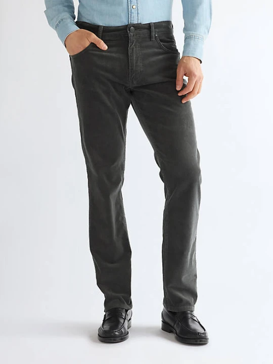 Zdjęcie produktu Wrangler Greensboro Corduroy Straight Trousers Dark Shadow Size 44 x34