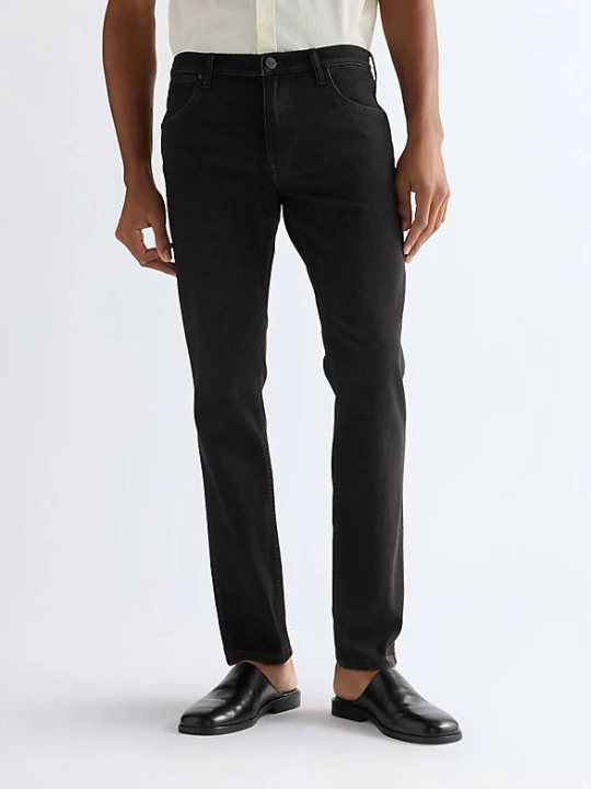 Zdjęcie produktu Wrangler Greensboro Straight Lightweight Medium Stretch Jean Obsidian Shadow Size 44 x34