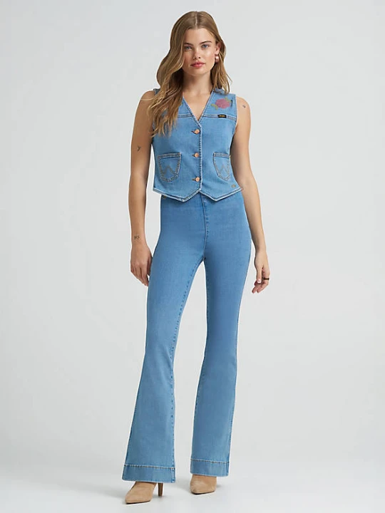 Zdjęcie produktu Wrangler Lainey Wilson x Wrangler Novelty Pull On Flare Blue Blue Size 24 x32