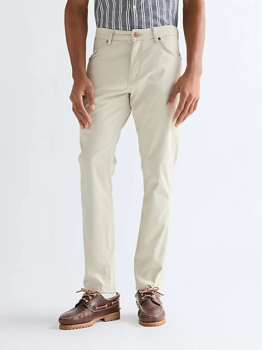 Zdjęcie produktu Wrangler Larston Slim Tapered Lightweight Trousers Pelican Size 38 x34