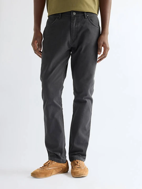 Zdjęcie produktu Wrangler Larston Slim Tapered Trousers Jet Black Size 38 x34