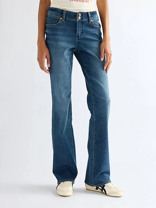 Zdjęcie produktu Wrangler Low Rise Bold Boot Jean Galaxy Fade Size 34 x32