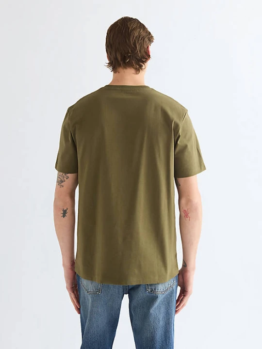 Zdjęcie produktu Wrangler Regular Sign Off Tee Olive Night