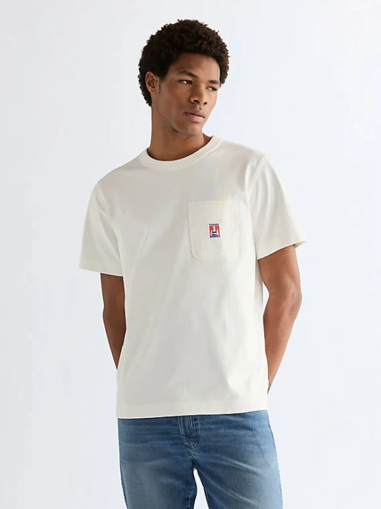 Zdjęcie produktu Wrangler Relaxed Pocket Tee Worn White