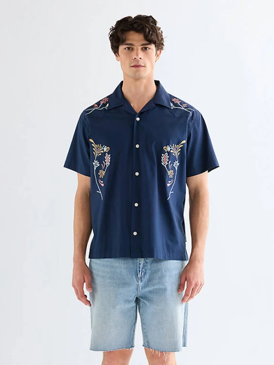 Zdjęcie produktu Wrangler Relaxed W Resort Shirt Navy Floral