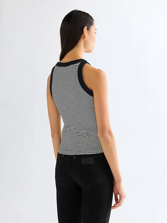 Zdjęcie produktu Wrangler Slim Ringer Tank Black