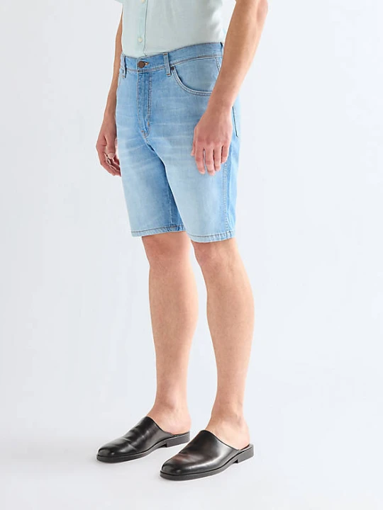 Zdjęcie produktu Wrangler Texas Regular Lightweight Short Light Wash