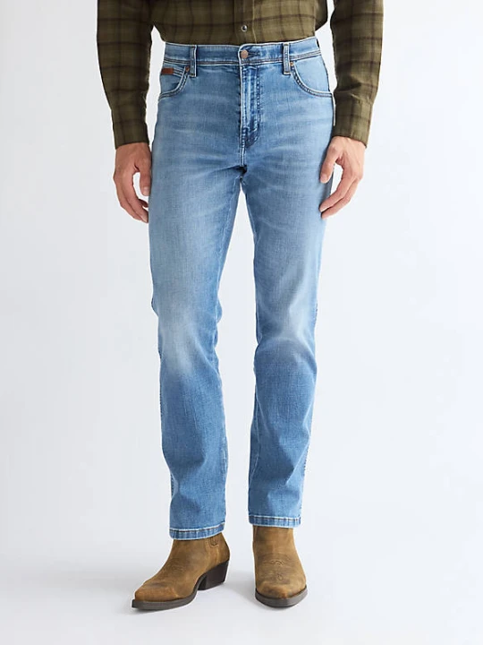 Zdjęcie produktu Wrangler Texas Straight High Stretch Jean Texas Sky Size 42 x34