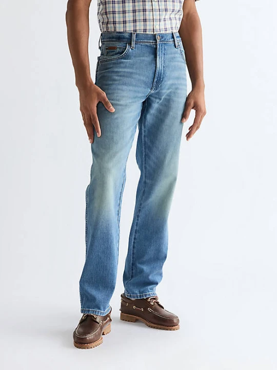 Zdjęcie produktu Wrangler Texas Straight Toughlite Low Stretch Jean Harbor Blue Size 42 x34