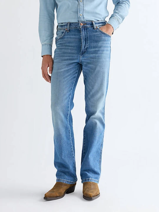 Zdjęcie produktu Wrangler Wrancher Bootcut Jean Harbor Blue Size 40 x34
