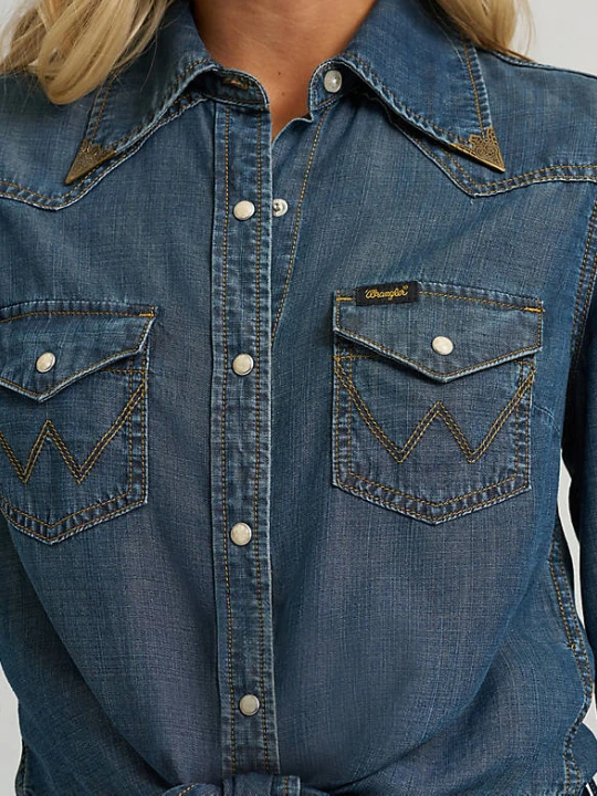 Zdjęcie produktu Wrangler Wrangler x Lainey Wilson Tie Front Shirt Boho