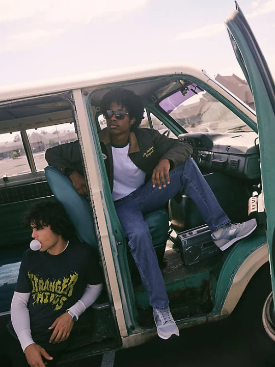 Zdjęcie produktu Wrangler Wrangler® X Stranger Things ™ 13MWZ Wrangler Blue Size 36 x34