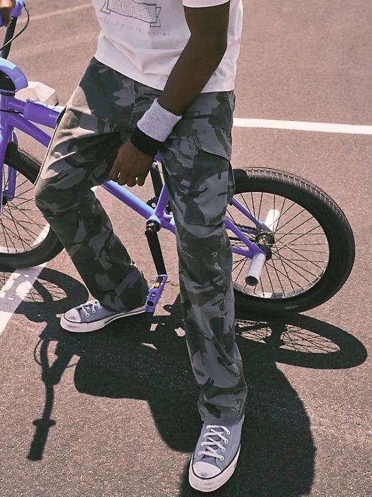 Zdjęcie produktu Wrangler Wrangler® X Stranger Things ™ Mike Lucas Pant Camo Size 34 x32