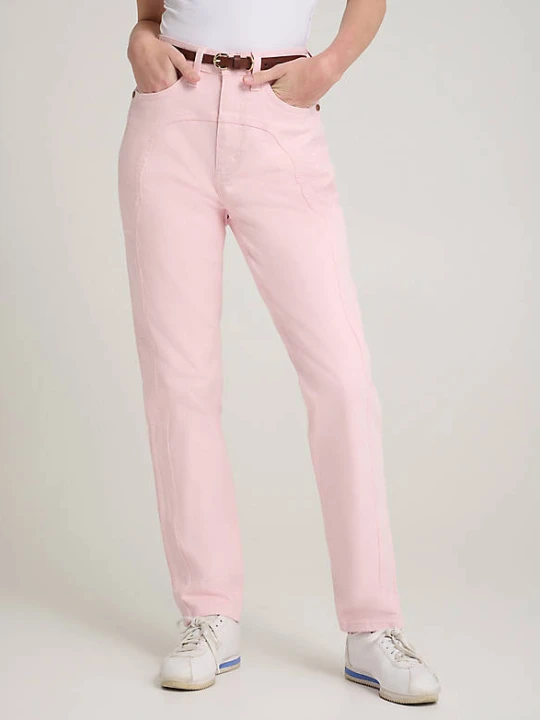 Zdjęcie produktu Wrangler Wrangler® X Stranger Things ™ Nancy Jean Light Pink